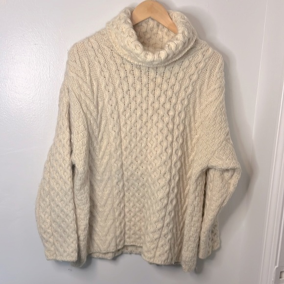 Aran Crafts Sweaters - Aran Crafts 100% Wool Ivory Cowl Neck Fisherman Sweater Made in Ireland Sz M